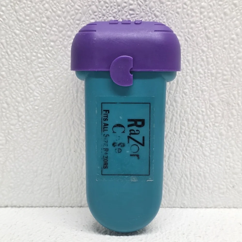 Vintage 1993 Caboodles Plastic Purple & Blue Teal Green Razor Case Holder